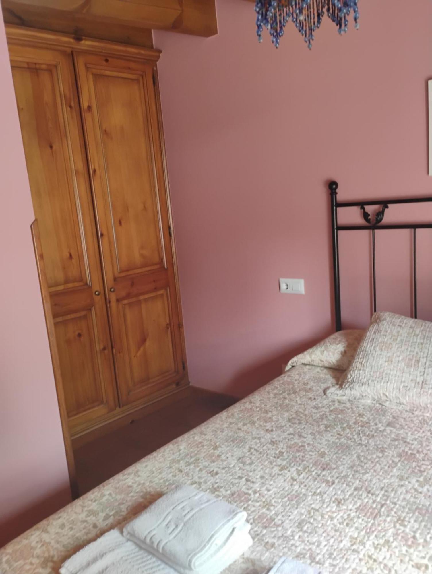 Casa Rural Casa Azul Villahormes المظهر الخارجي الصورة